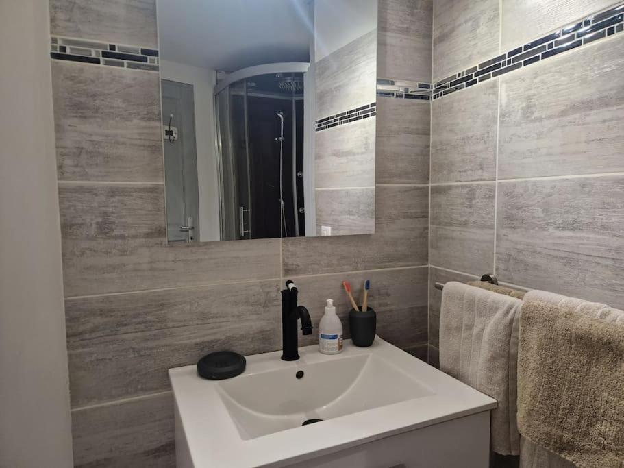Studio Au Coeur Du Village Tourtour Zewnętrze zdjęcie